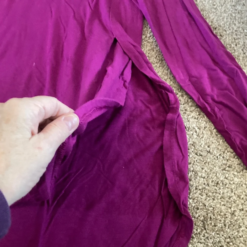 Old Navy Women's Fuchsia Long Sleeve Top - Picture 3 of 4